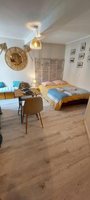 "L'Entre Deux Portes" Authentique Studio De Charme Boulogne-sur-Mer Extérieur photo